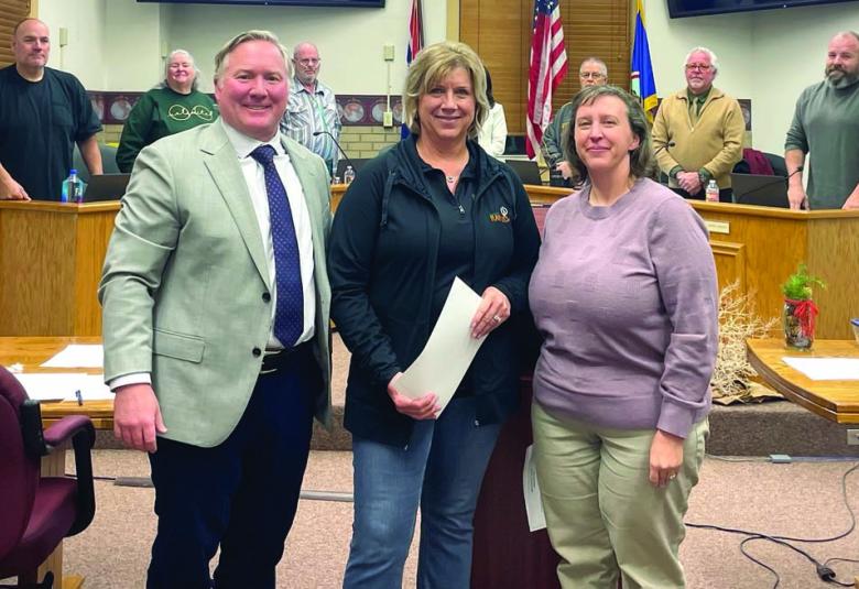 Carbon County Comet - Staff Photo - Create Article
